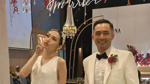 Yama Carlos Resmi Menikah dengan Carina Ivola di Jakarta 1 023104000 1733734089 Potret Pernikahan Yama Carlos dan Carina Ivola di Jakarta 2