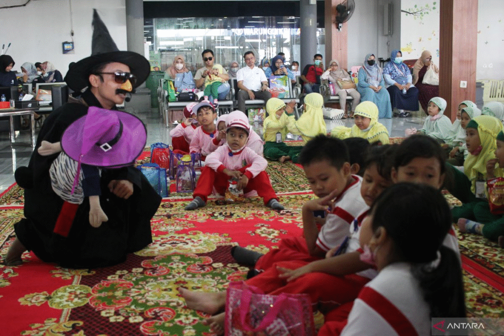 Kisah Dunia dalam Festival Dongeng Indonesia 2025