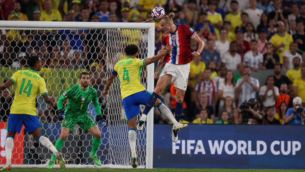Norwegia Kalahkan Brasil 2-1, Neymar Menangis lalu Resmi Pensiun dari Timnas